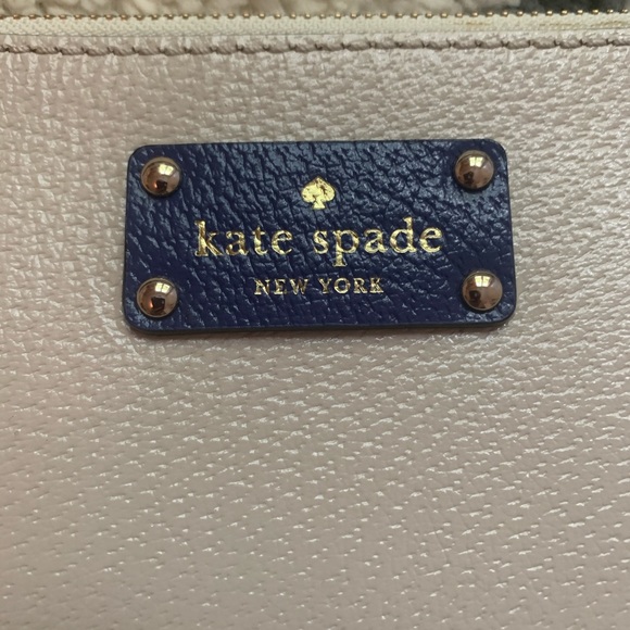 Sold! Kate Spade purse - Picture 2 of 8